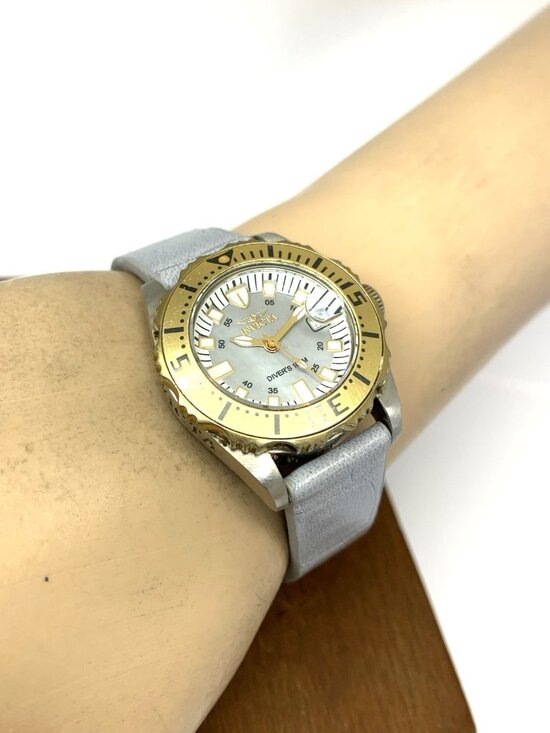 Invicta Women\'s Watch 17383 Pro Diver Quartz Mother of Pearl Dial Gray Leather main image 10